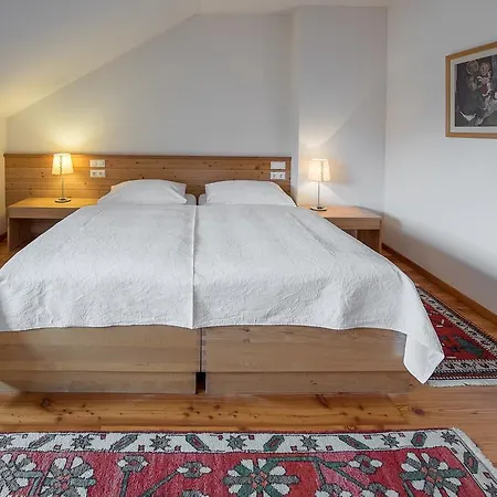 Alte Post فندق 3*